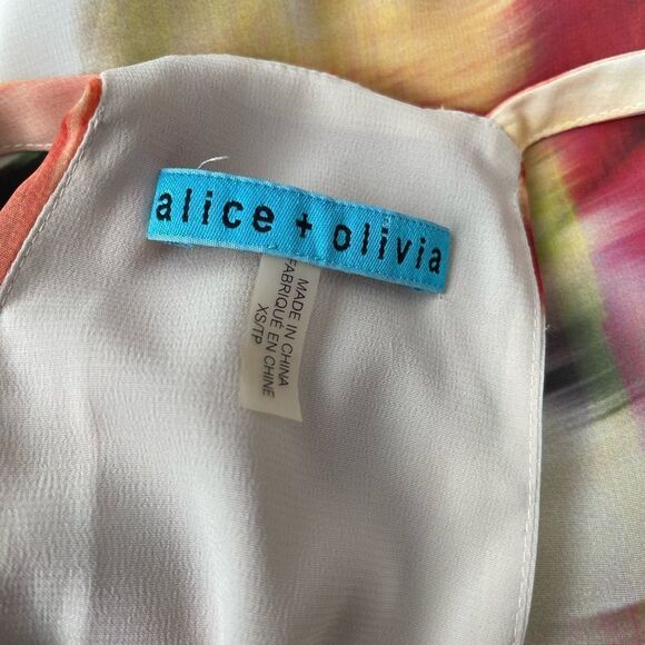 Alice & Olivia Abstract Printed Sleeveless Tank Top Blouse in Orange Multi - Picture 3 of 4